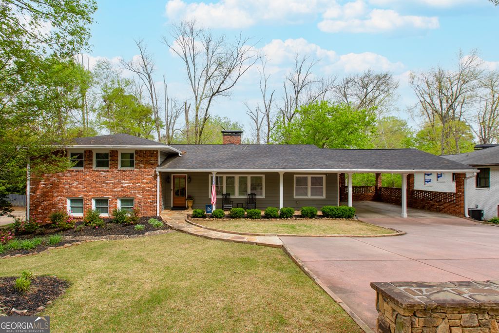 870 Starlight Drive, Sandy Springs, GA 30342