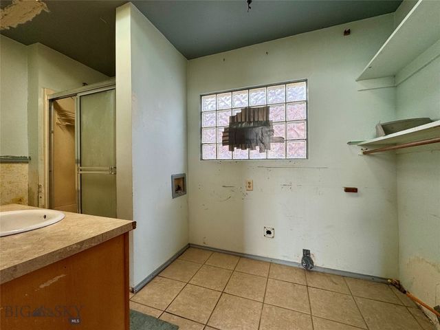 407 N Main St., Livingston, MT 59047