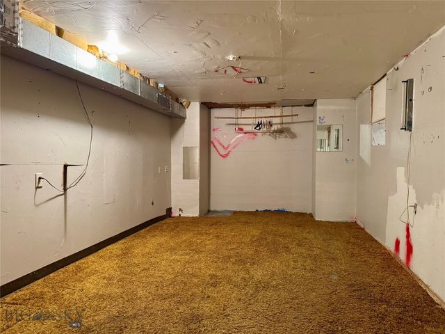 407 N Main St., Livingston, MT 59047