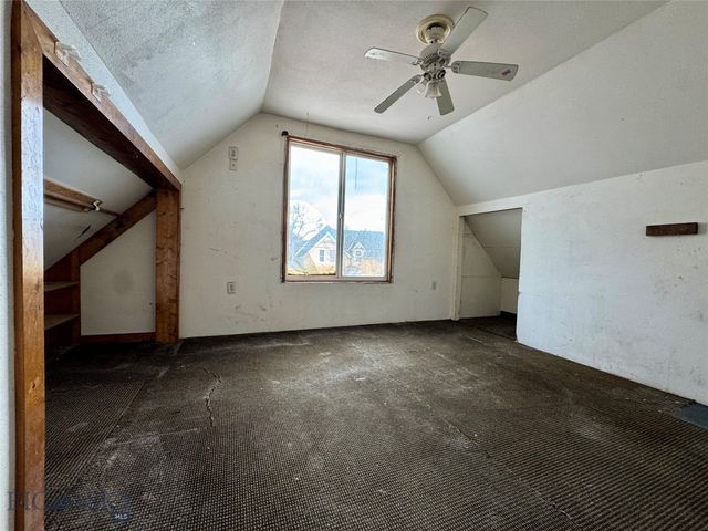 407 N Main St., Livingston, MT 59047