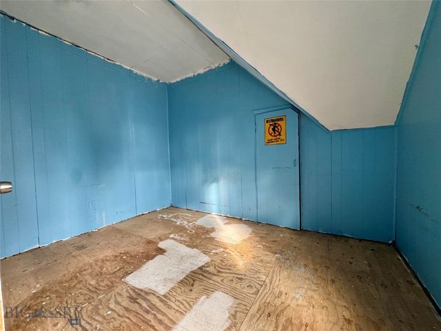 407 N Main St., Livingston, MT 59047