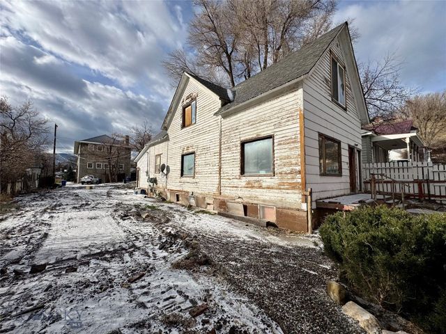 407 N Main St., Livingston, MT 59047