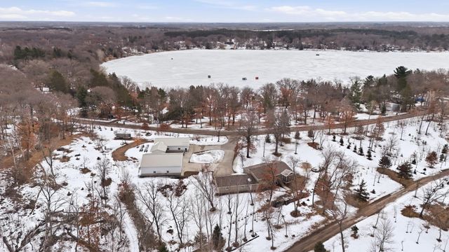 11570 42nd Street SE, Clear Lake, MN 55319