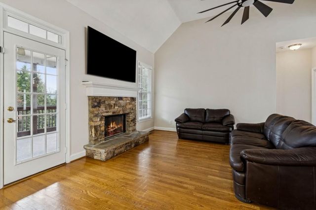 5223 Hampton Mill Drive, Flowery Branch, GA 30542