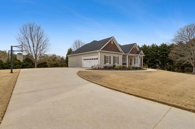 5223 Hampton Mill Drive, Flowery Branch, GA 30542