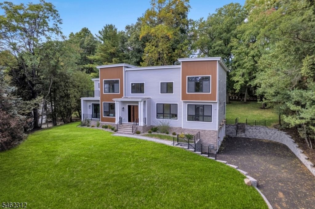8 Fordham Rd, Livingston Twp., NJ 07039 — photo 3