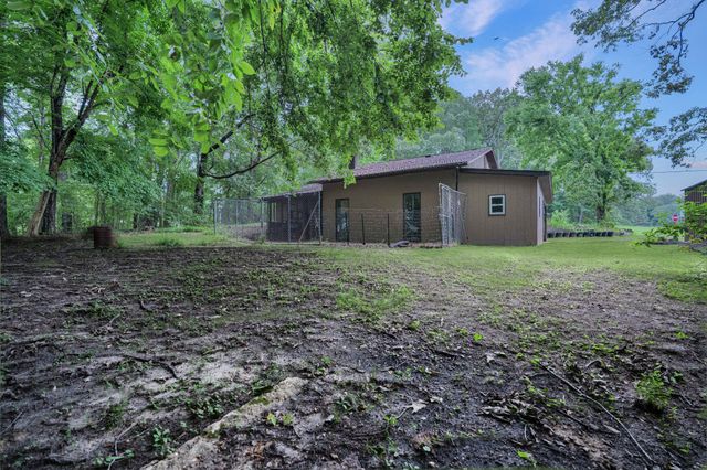 44 Antioch Cove Rd, Springville, TN 38256