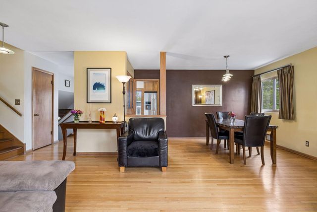1939 Munster Avenue, Saint Paul, MN 55116