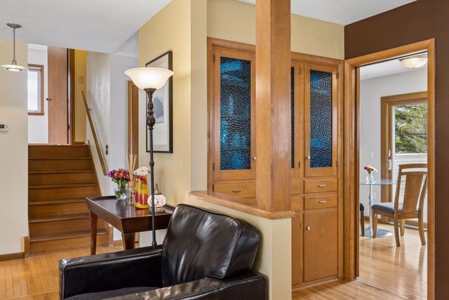 1939 Munster Avenue, Saint Paul, MN 55116