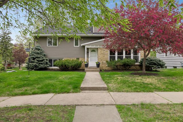 1939 Munster Avenue, Saint Paul, MN 55116
