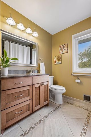 1939 Munster Avenue, Saint Paul, MN 55116