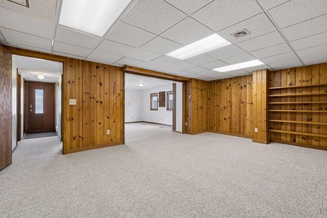 1939 Munster Avenue, Saint Paul, MN 55116