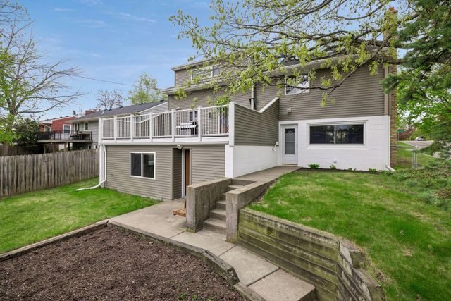 1939 Munster Avenue, Saint Paul, MN 55116