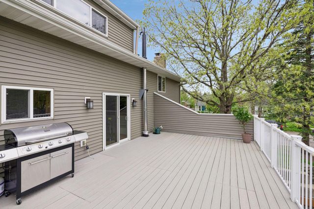 1939 Munster Avenue, Saint Paul, MN 55116