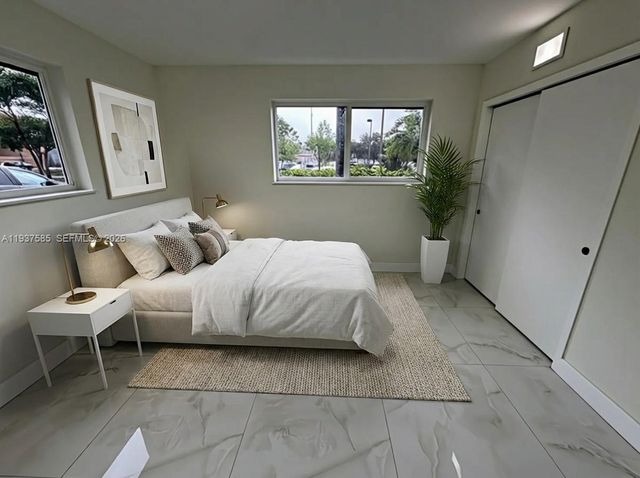 4501 Jefferson St, Hollywood, FL 33021