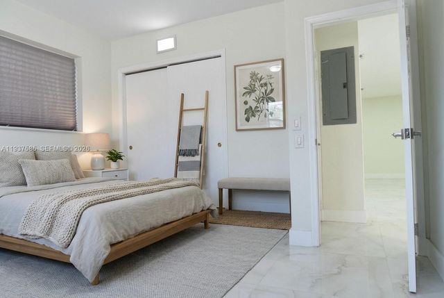 4501 Jefferson St, Hollywood, FL 33021