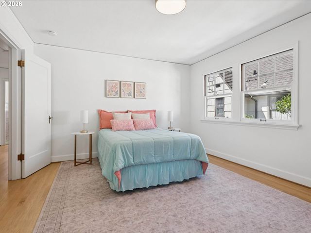 2235 Ne 25TH Ave, Portland, OR 97212