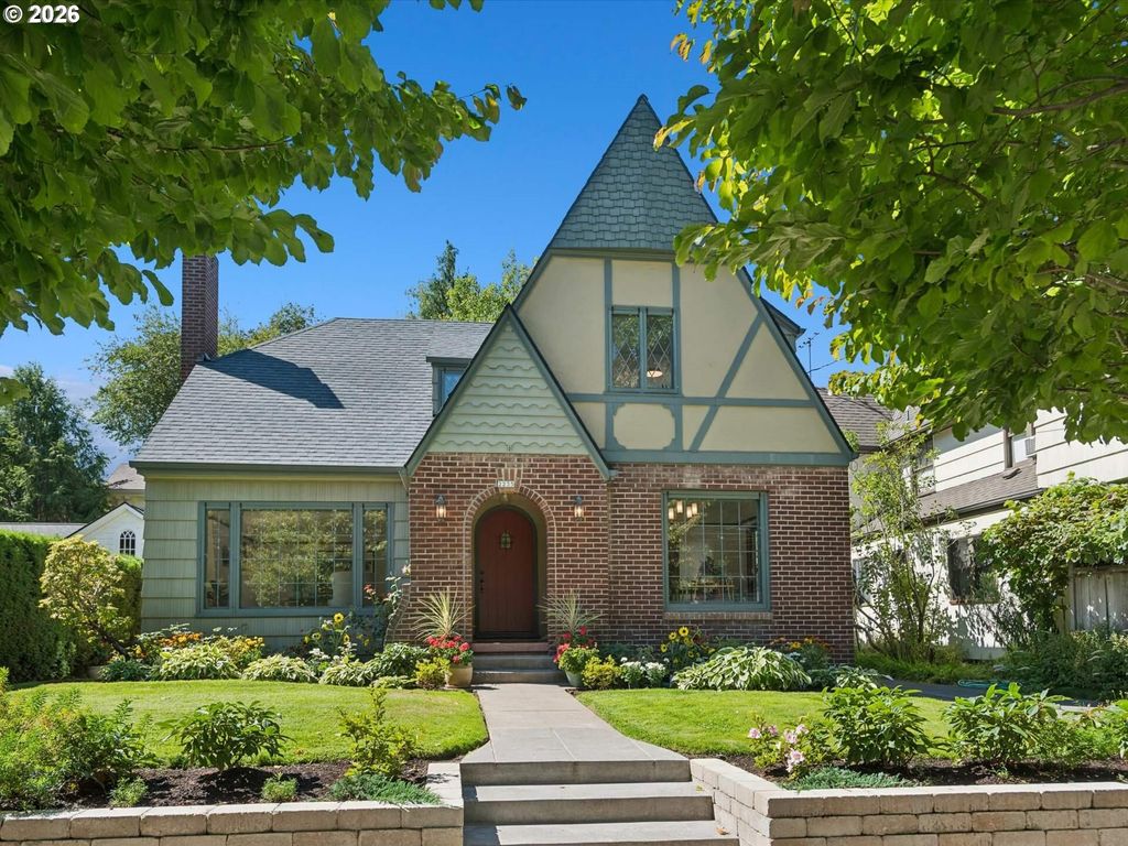 2235 Ne 25TH Ave, Portland, OR 97212
