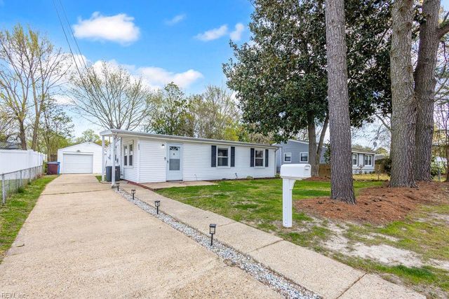 2923 Scotia DR, Chesapeake, VA 23325