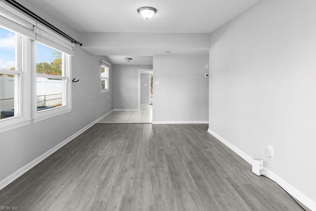 2923 Scotia DR, Chesapeake, VA 23325