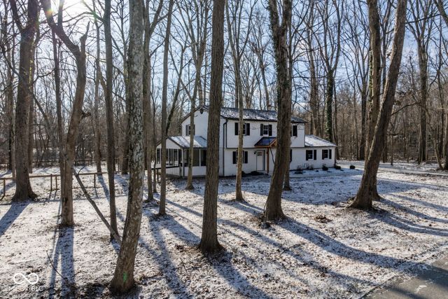 11809 Pebble Brook Lane, Carmel, IN 46033