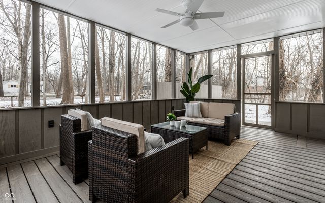 11809 Pebble Brook Lane, Carmel, IN 46033