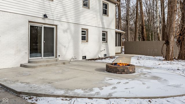 11809 Pebble Brook Lane, Carmel, IN 46033