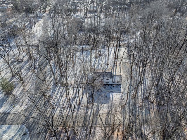 11809 Pebble Brook Lane, Carmel, IN 46033