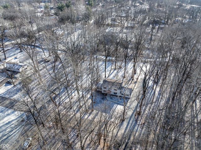 11809 Pebble Brook Lane, Carmel, IN 46033