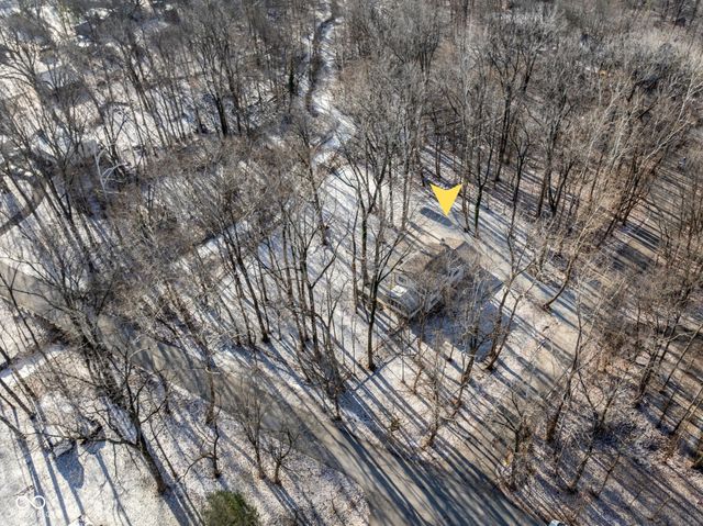 11809 Pebble Brook Lane, Carmel, IN 46033