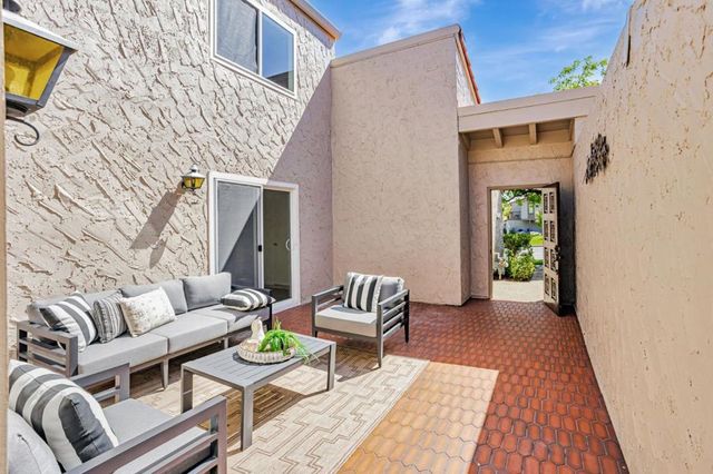 142 Calle Larga, Los Gatos, CA 95032