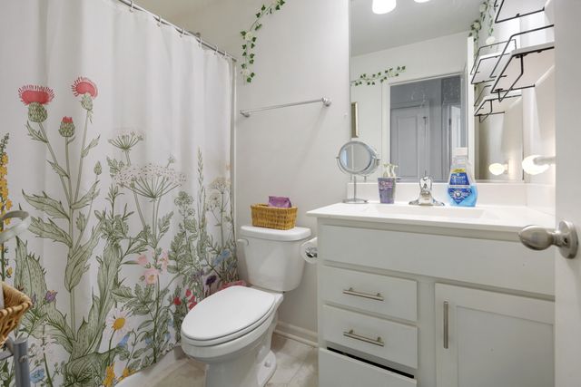 1308 Catalina Court, Schaumburg, IL 60173