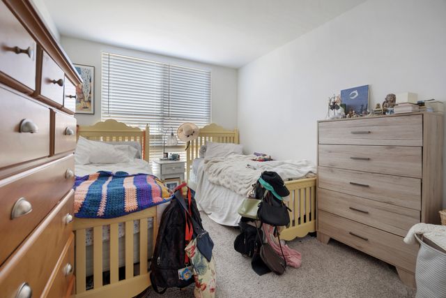 1308 Catalina Court, Schaumburg, IL 60173