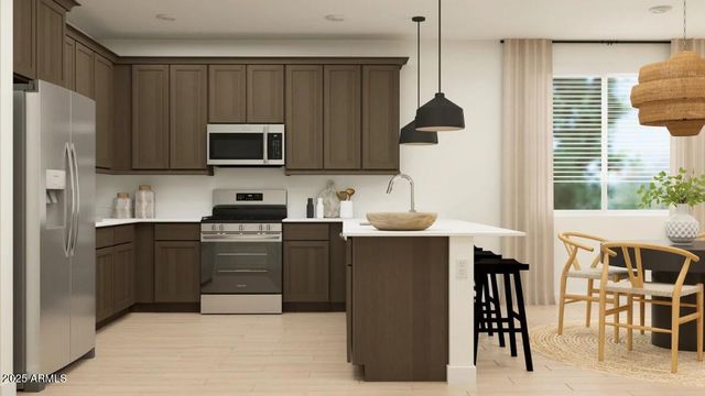 9522 W MULBERRY Drive, Phoenix, AZ 85037