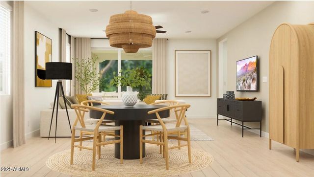 9522 W MULBERRY Drive, Phoenix, AZ 85037