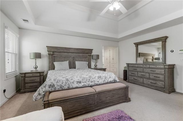 5712 W 146th Street, Overland Park, KS 66223