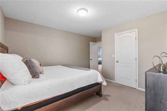 5712 W 146th Street, Overland Park, KS 66223