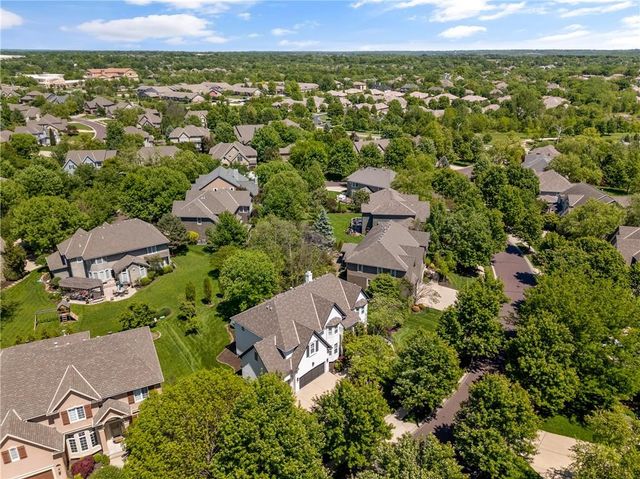 5712 W 146th Street, Overland Park, KS 66223