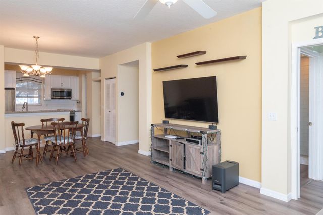 1140 University Boulevard 10, Jupiter, FL 33458