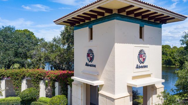 1140 University Boulevard 10, Jupiter, FL 33458