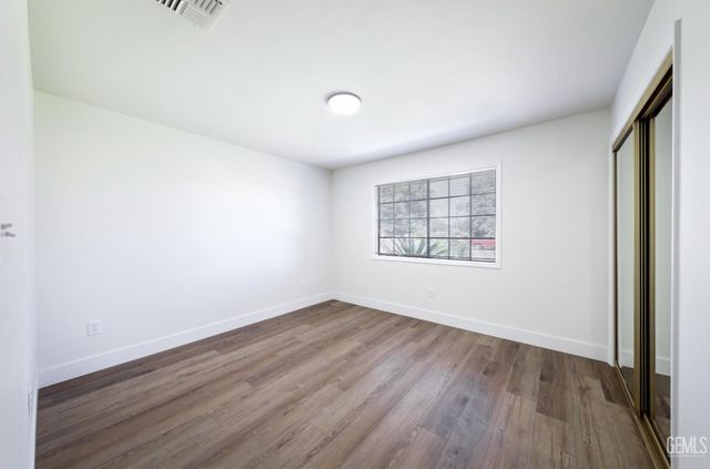 9225 Millfort Street, Bakersfield, CA 93307