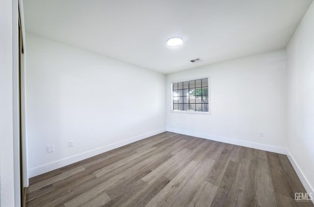 9225 Millfort Street, Bakersfield, CA 93307