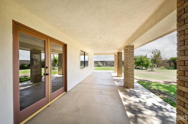 9225 Millfort Street, Bakersfield, CA 93307