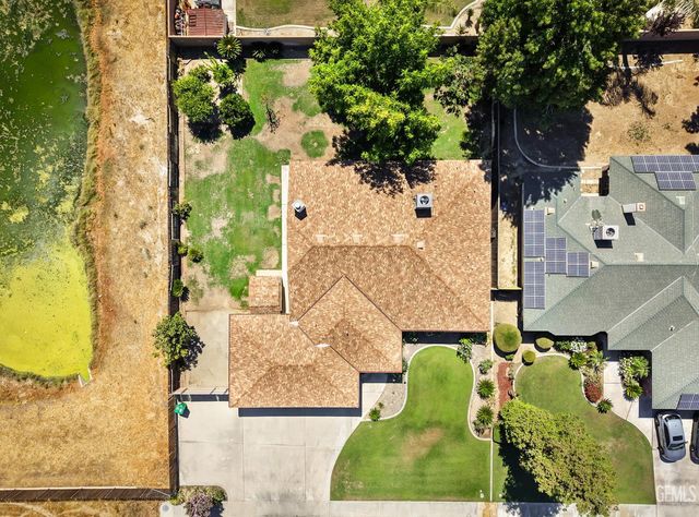 9225 Millfort Street, Bakersfield, CA 93307