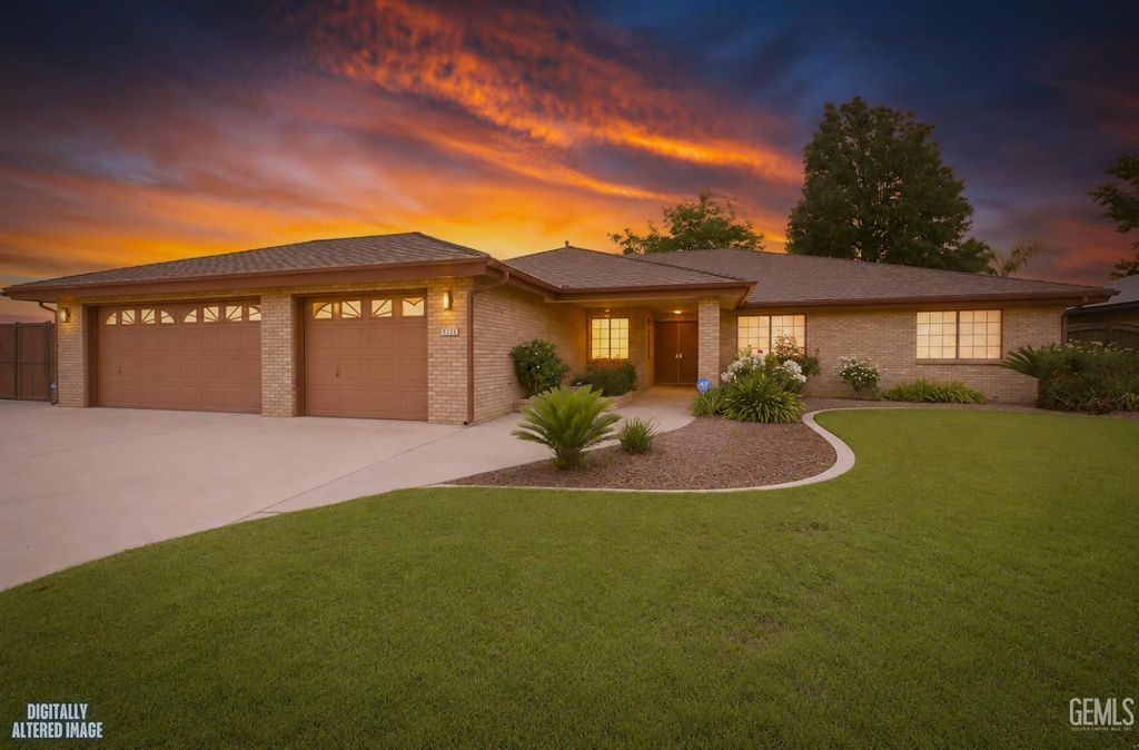 9225 Millfort Street, Bakersfield, CA 93307