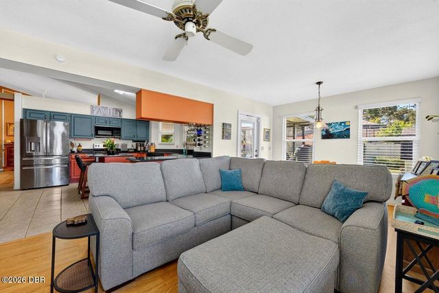901 Oetter Drive, South Daytona, FL 32119