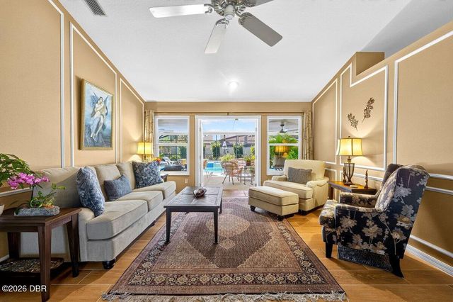 901 Oetter Drive, South Daytona, FL 32119