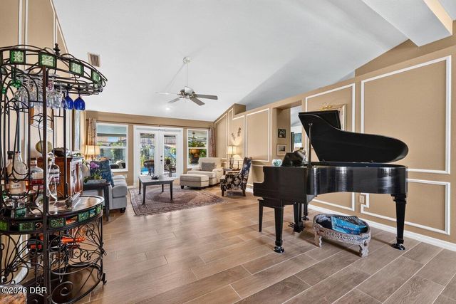 901 Oetter Drive, South Daytona, FL 32119