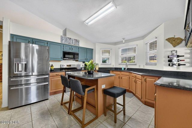 901 Oetter Drive, South Daytona, FL 32119