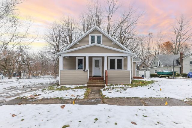 11 N Barrett Street, Niles, MI 49120